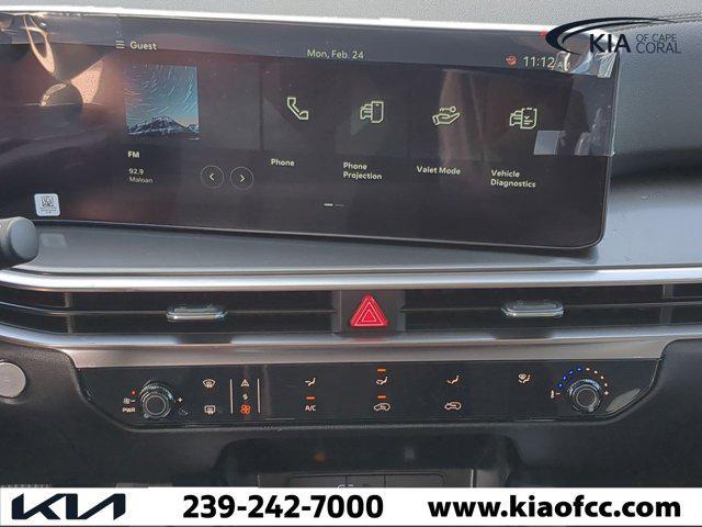 new 2025 Kia Sorento car, priced at $28,286
