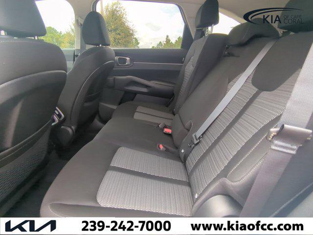 new 2025 Kia Sorento car, priced at $28,250