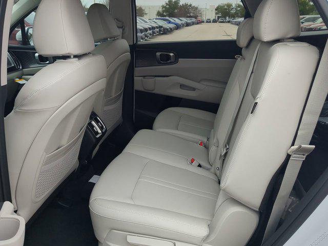 new 2025 Kia Sorento car, priced at $38,325