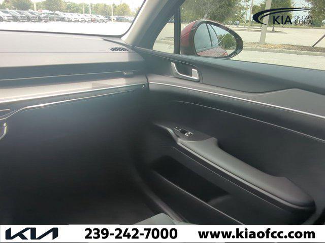 new 2025 Kia K5 car, priced at $27,397