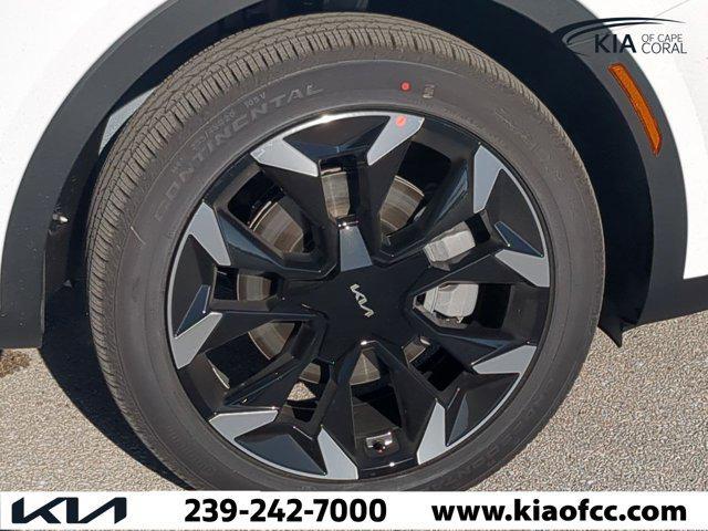 new 2025 Kia Sorento car, priced at $34,042