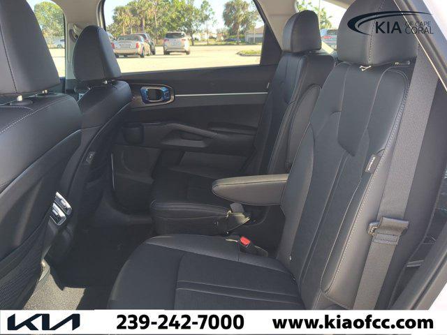new 2025 Kia Sorento car, priced at $34,042