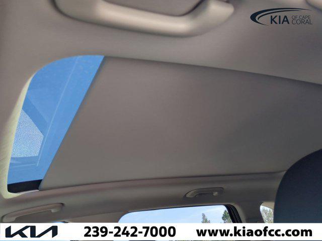new 2025 Kia Sorento car, priced at $33,652