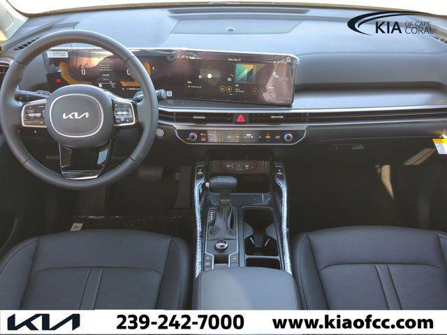 new 2025 Kia Sorento car, priced at $33,652