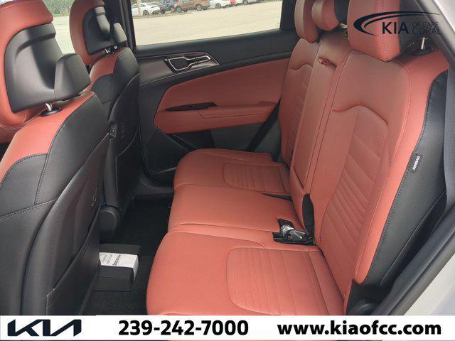 new 2025 Kia Sportage car, priced at $30,956
