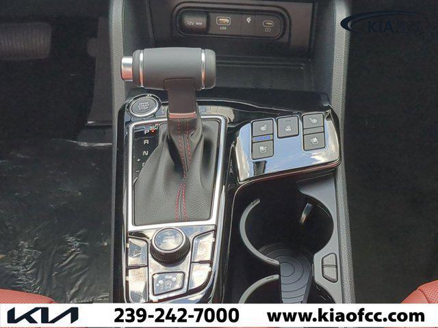 new 2025 Kia Sportage car, priced at $30,956
