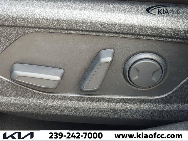 new 2025 Kia Sportage car, priced at $30,956