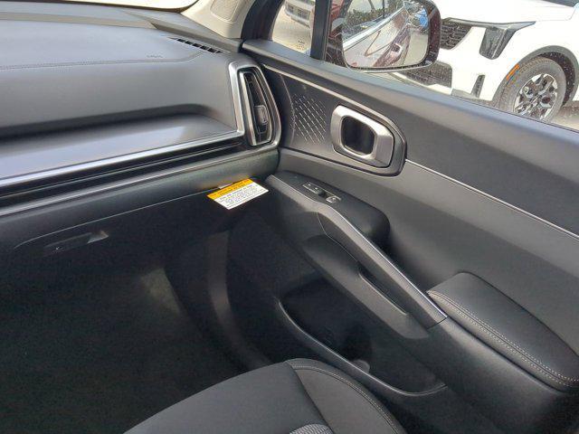 new 2025 Kia Sorento car, priced at $34,085