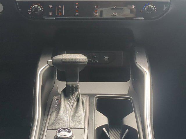 new 2025 Kia Sorento car, priced at $34,085