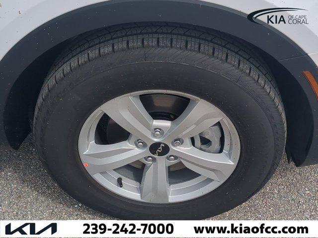 new 2025 Kia Sorento car, priced at $28,250