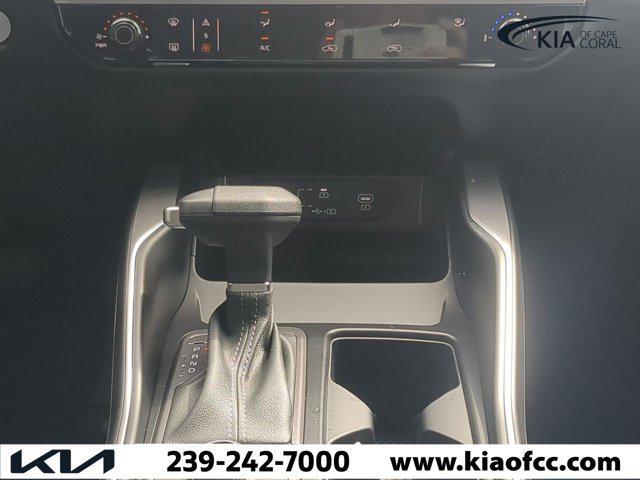 new 2025 Kia Sorento car, priced at $28,250