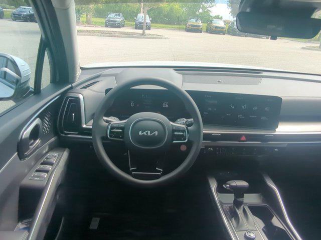 new 2025 Kia Sorento car, priced at $34,085