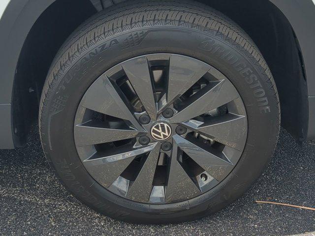 used 2022 Volkswagen Taos car, priced at $18,391