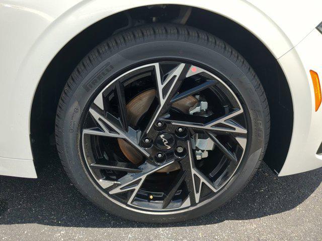 new 2025 Kia K5 car, priced at $32,120