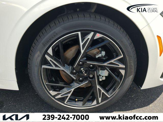 new 2025 Kia K5 car, priced at $27,266