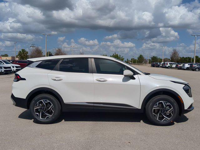 new 2025 Kia Sportage car, priced at $31,155