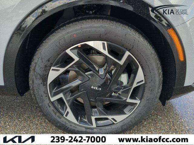 new 2025 Kia Sportage car, priced at $30,944