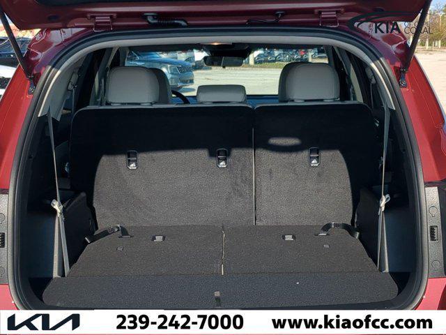 new 2025 Kia Sorento car, priced at $31,047