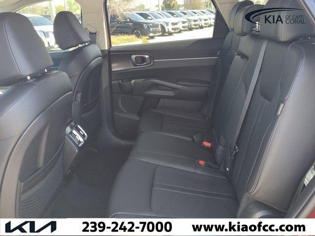 new 2025 Kia Sorento car, priced at $34,414