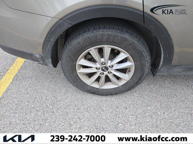 used 2019 Kia Sorento car, priced at $13,111