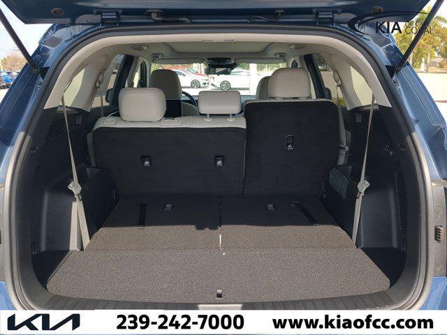 new 2025 Kia Sorento car, priced at $34,092