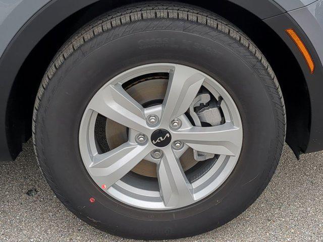 new 2025 Kia Sorento car, priced at $33,590