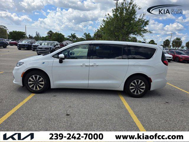 used 2023 Chrysler Pacifica Hybrid car, priced at $23,751