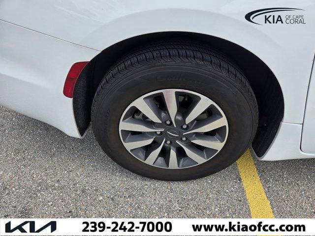 used 2023 Chrysler Pacifica Hybrid car, priced at $23,751