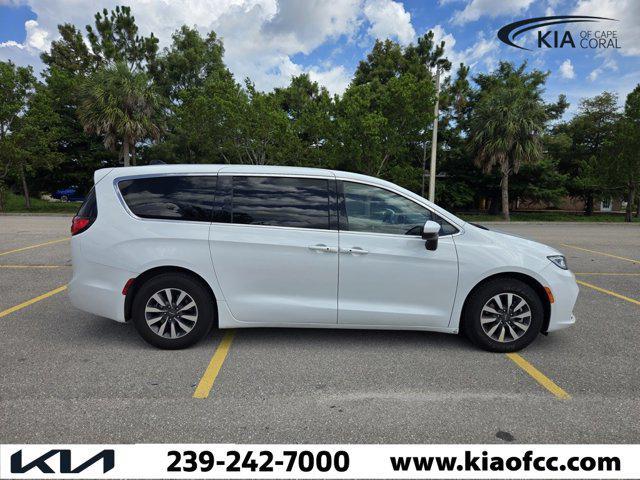 used 2023 Chrysler Pacifica Hybrid car, priced at $23,751