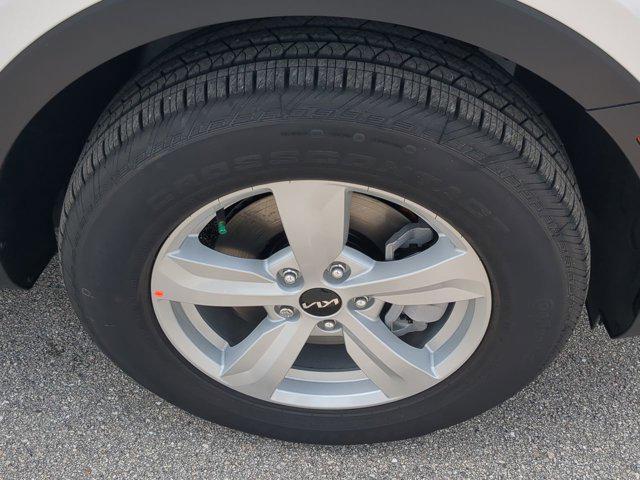 new 2025 Kia Sorento car, priced at $34,085
