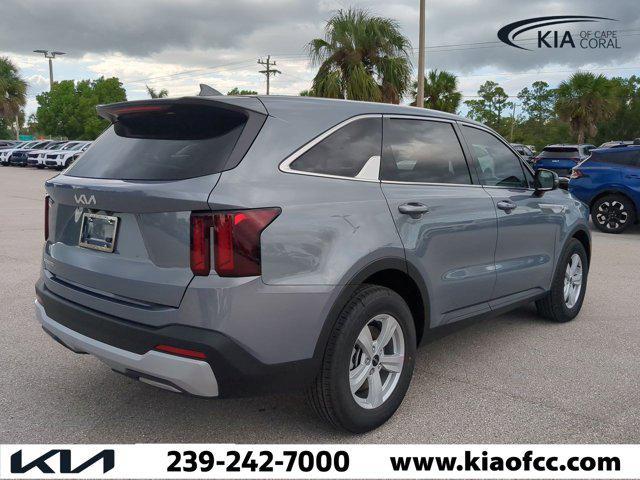 new 2025 Kia Sorento car, priced at $27,836