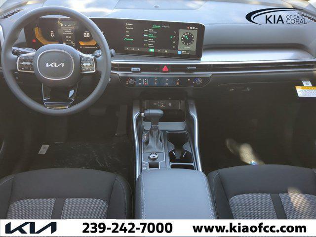 new 2025 Kia Sorento car, priced at $28,286