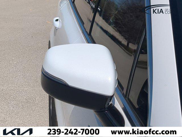 new 2025 Kia Sorento car, priced at $28,286