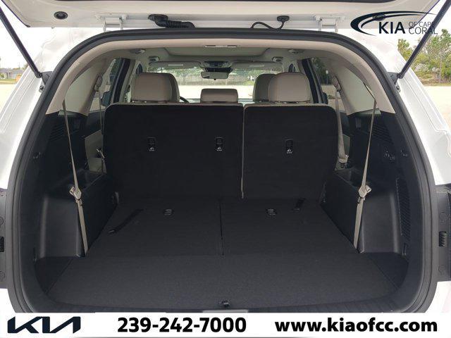 new 2025 Kia Sorento car, priced at $32,226
