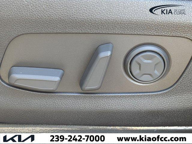 new 2025 Kia Carnival Hybrid car, priced at $45,359