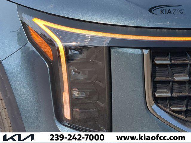 new 2025 Kia Carnival Hybrid car, priced at $45,359