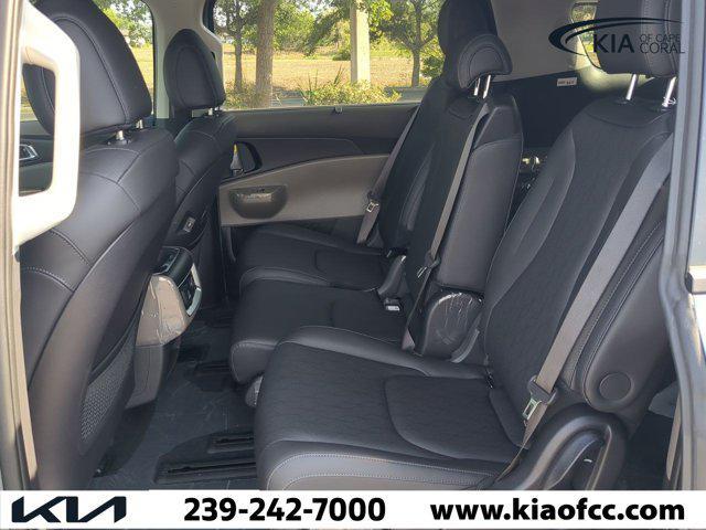new 2025 Kia Carnival Hybrid car, priced at $45,359