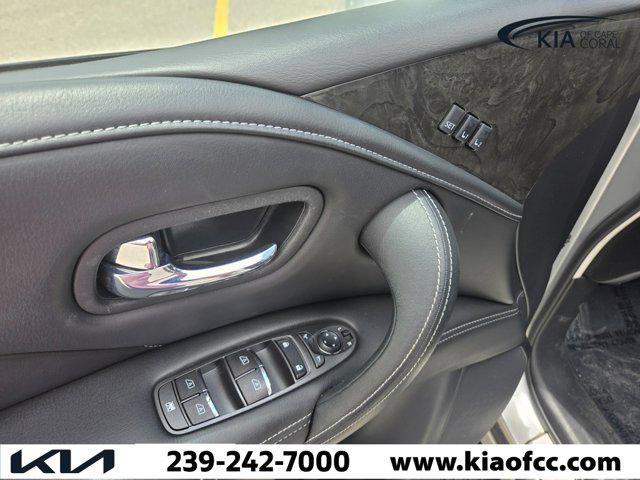 used 2023 INFINITI QX80 car, priced at $40,261