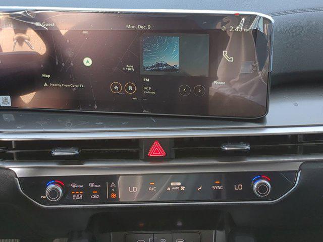 new 2025 Kia Sorento car, priced at $38,165