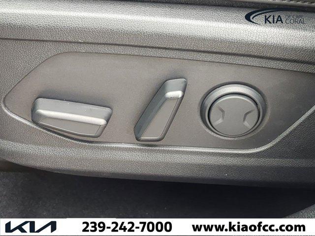 new 2025 Kia Sorento car, priced at $32,459
