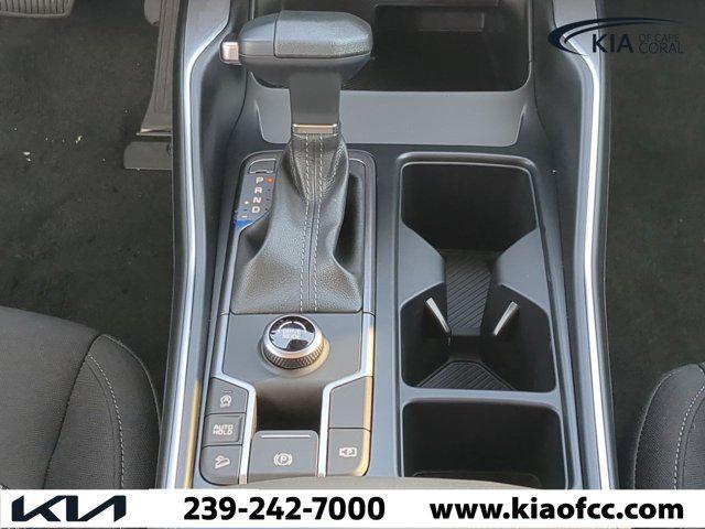 new 2025 Kia Sorento car, priced at $27,836