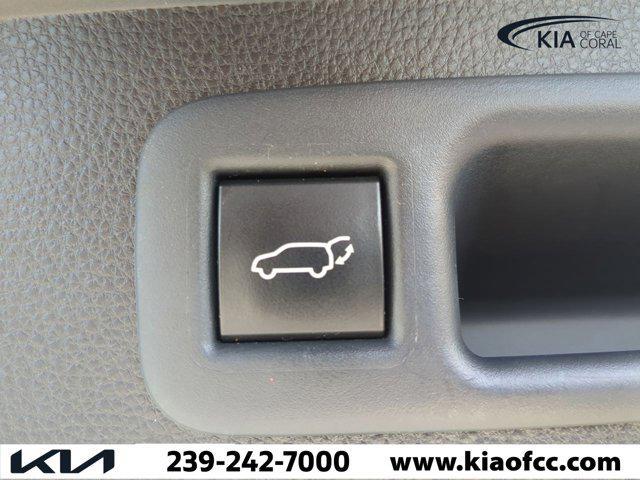 used 2021 Toyota Highlander car, priced at $28,255