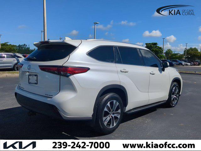 used 2021 Toyota Highlander car, priced at $28,255