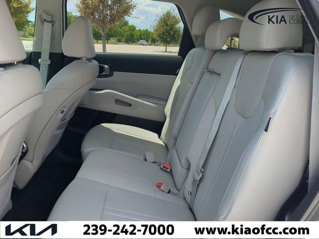 new 2025 Kia Sorento car, priced at $31,927