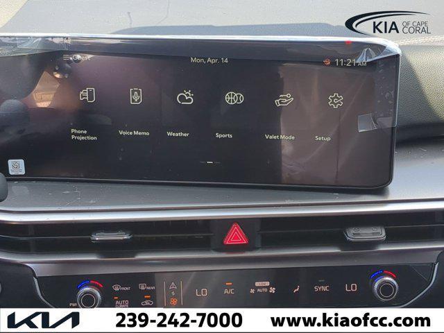 new 2025 Kia Sorento car, priced at $32,226