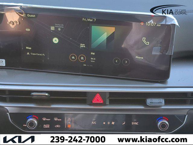 new 2025 Kia Sorento car, priced at $34,414
