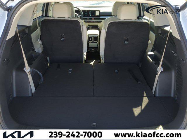 new 2024 Kia Sorento car, priced at $37,655