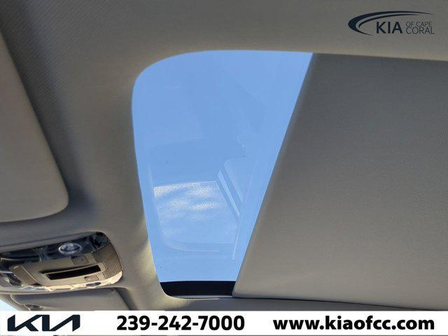 new 2024 Kia Sorento car, priced at $37,655
