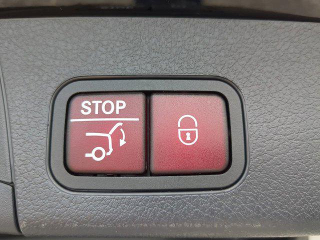 used 2024 Mercedes-Benz GLB 250 car, priced at $34,474