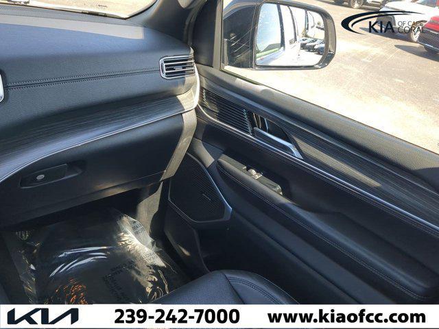 used 2023 Jeep Wagoneer car, priced at $39,356